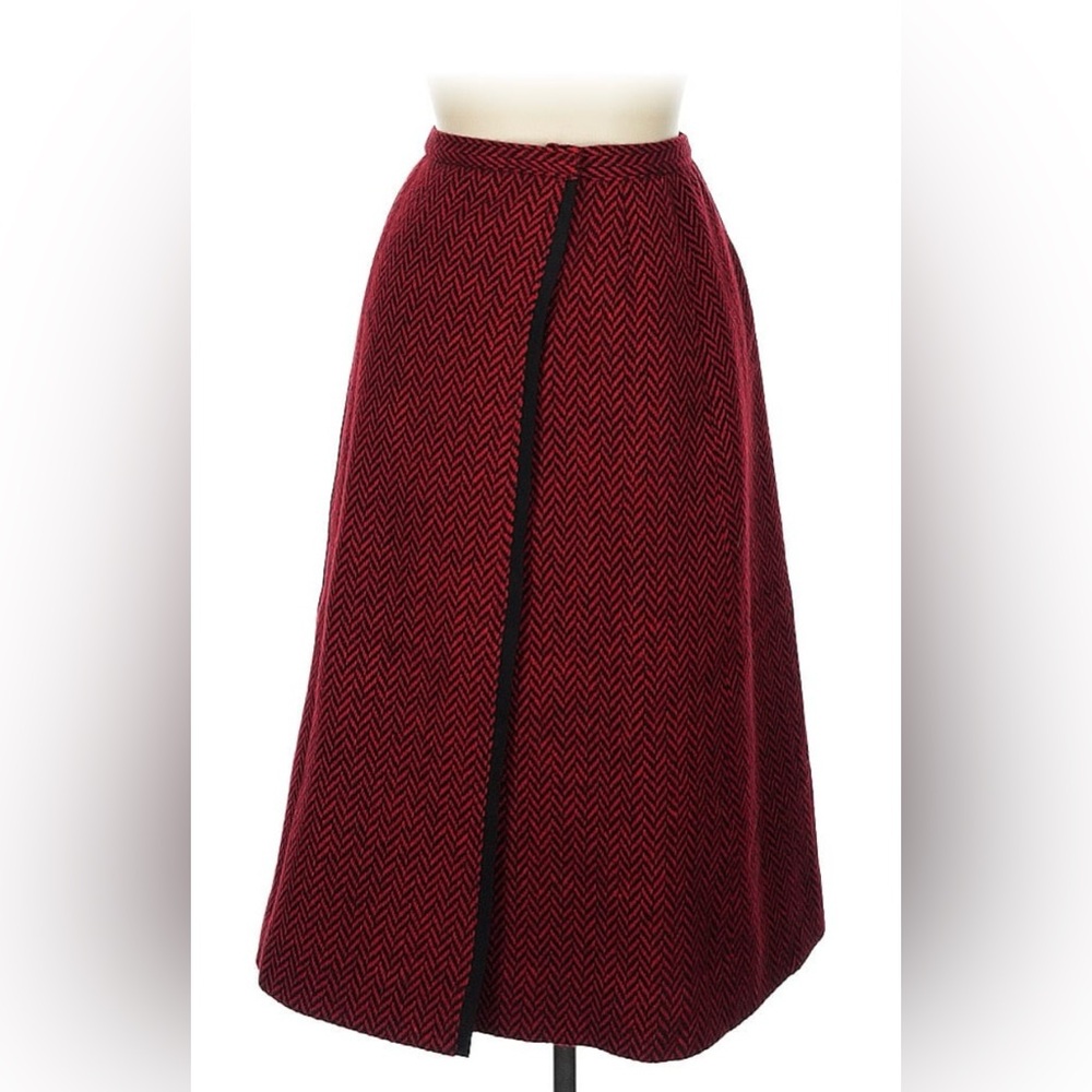 Young Traditions skirt Size 10